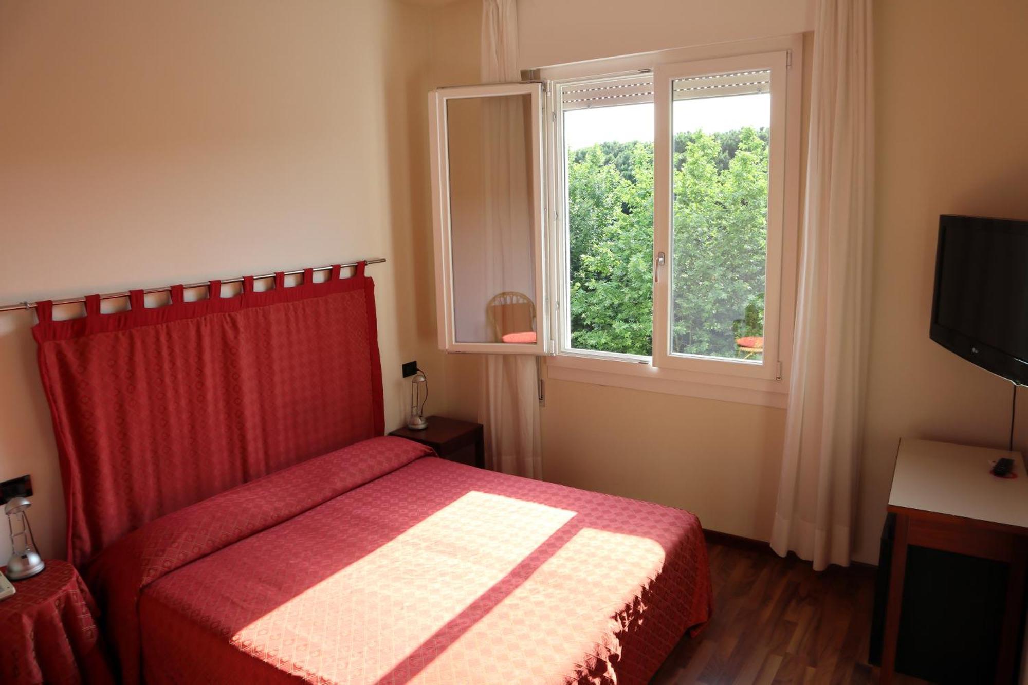 Hotel Corallo Marina Romea Cameră foto